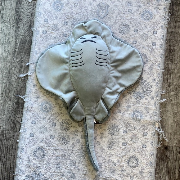 1994 String-Ray Stuffed Animal - Picture 5 of 5